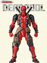 figurka-ruchoma-deadpool-15cm-zestaw-akcesoria-ruchoma-figurka-z-bronia-i-d