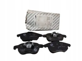 klocki-hamulcowe-przod-fiat-croma-05-19d-2216v-18-ory-77364224