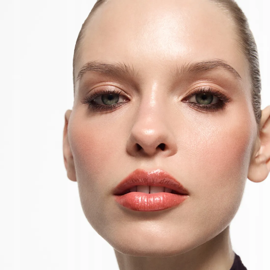 konturowka-do-ust-soft-precision-56-inglot