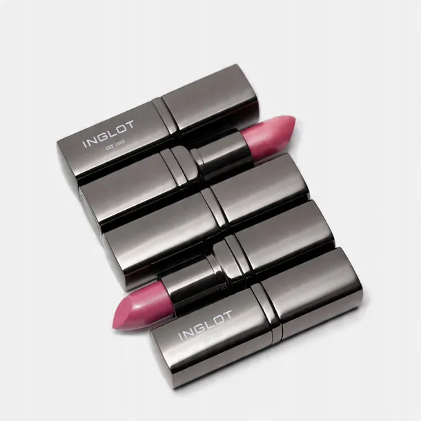 pomadka-do-ust-q10-39-inglot-kolor-rozowy