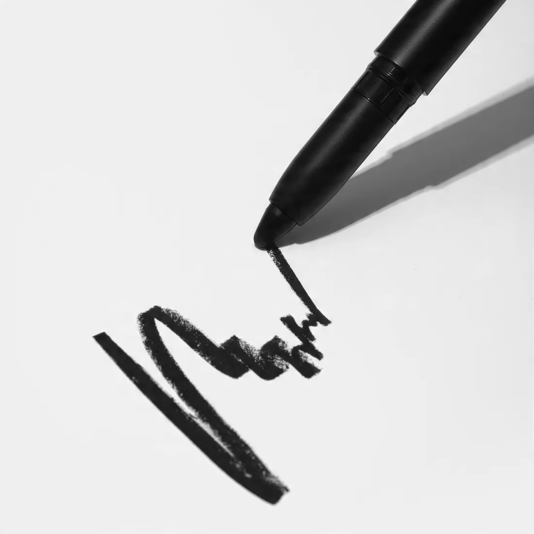 olowek-do-oczu-outline-97