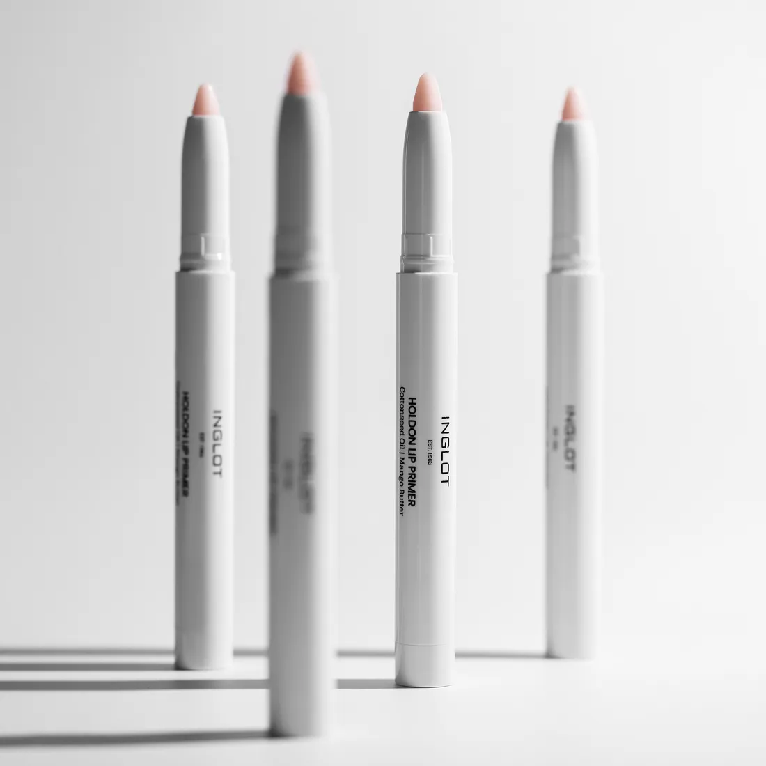 baza-do-ust-holdon-inglot
