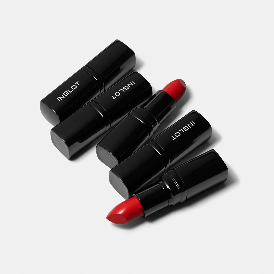 pomadka-do-ust-lipsatin-303-inglot