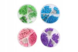 zestaw-akcesoriow-biurowych-mix-kolorow-pinezki-spinacze-klipsy-w-organ