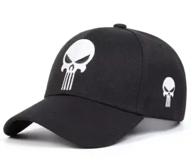 czapka-z-daszkiem-punisher-logo-frank-castle-czaszka-jon-bernthal-prezent
