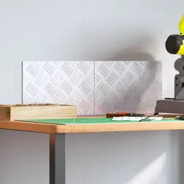 plyty-aluminiowe-w-krate-2-szt-antyposlizgowe-30x20-cm