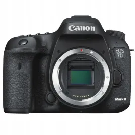 lustrzanka-canon-eos-7d-mark-ii-korpus