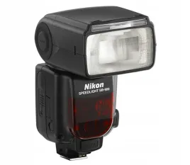 lampa-blyskowa-nikon-speedlight-sb-900