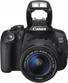 lustrzanka-canon-eos-700d-korpus-obiektyw