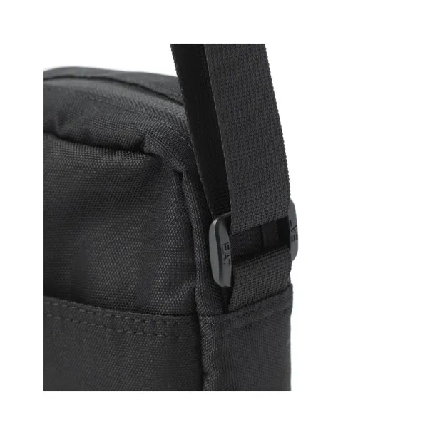 245086cc940-kod-producenta-245086cc940-marka-armani