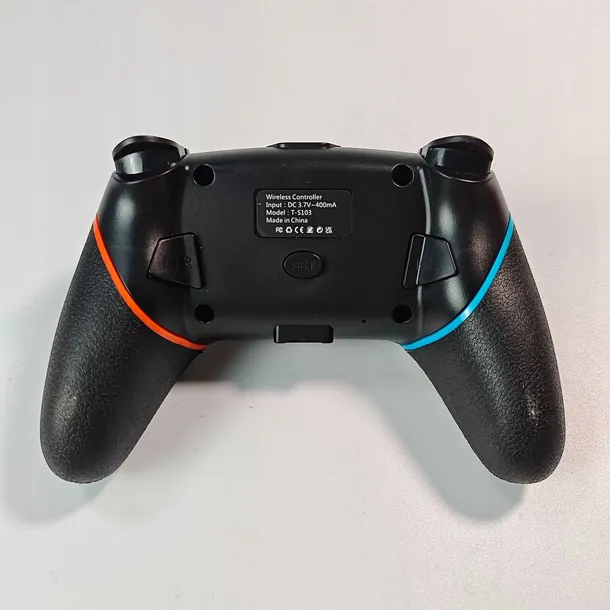bezprzewodowy-pad-kontroler-do-nitendo-switch-pc-android-tv-box-bth-zasilanie-akumulatorowe