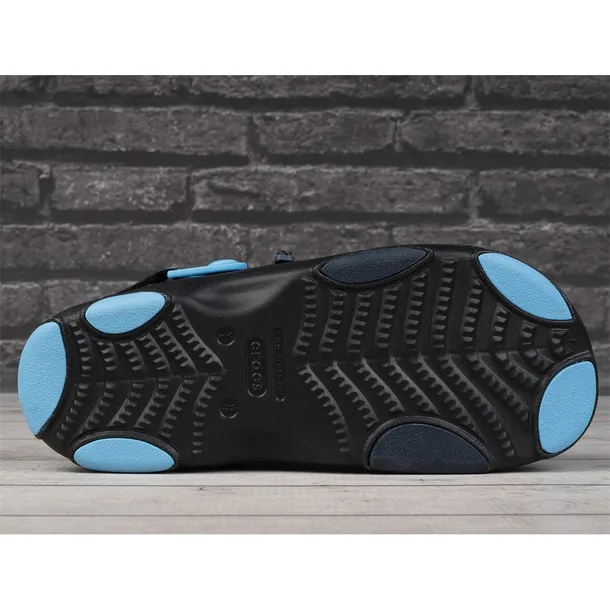 classic-all-terrain-kod-producenta-eo2077110zq-marka-crocs