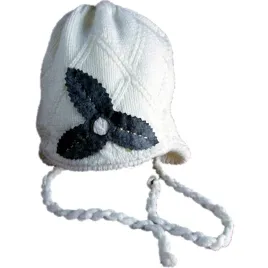 czapka-dziecieca-dziewczeca-z-dzianiny-jesienno-zimowa-mix-wzorow