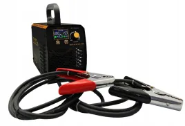 elektroniczny-prostownik-z-funkcja-rozruchu-digital-start-900-nowosc