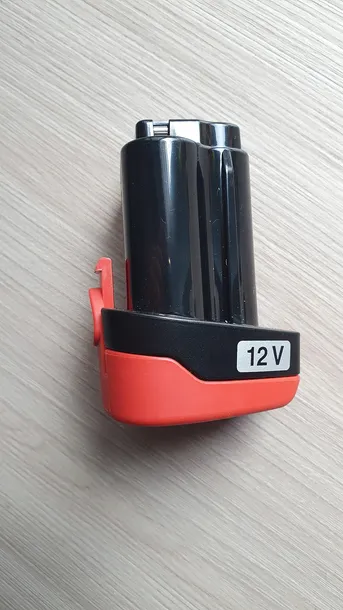 metabo-akumulator-12v-20ah-pojemnosc-akumulatora-2-ah