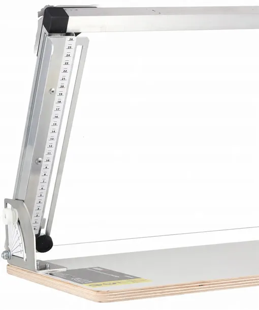 dedra-przecinarka-do-styropianu-1340mm-kod-producenta-ded7518l-stan-nowy