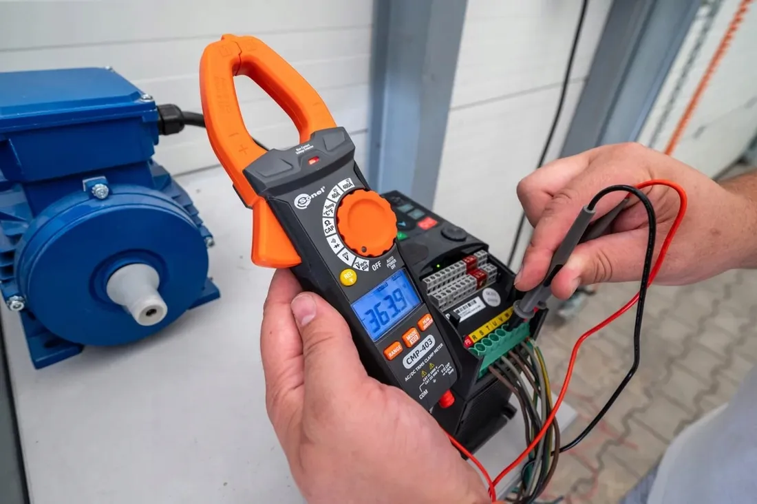 cyfrowy-miernik-cegowy-cmp-403