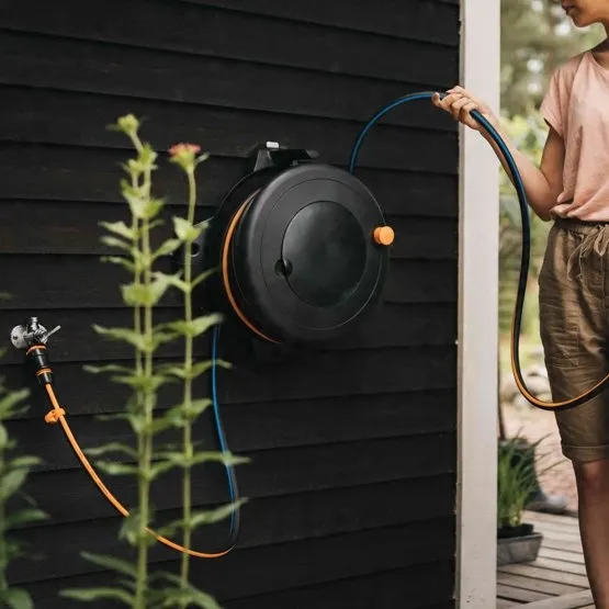 fiskars-beben-z-wezem-solid-l-1-2-30m-waterwheel-fs1057237-waga-z-opakowaniem-6-055-kg-dlugosc-30-m