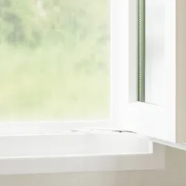 kratka-przeciw-owadom-biala-60x1000-cm-z-wlokna-szklanego