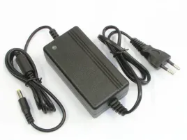 zasilacz-impulsowy-12v-2-3a-2-1-5-5mm