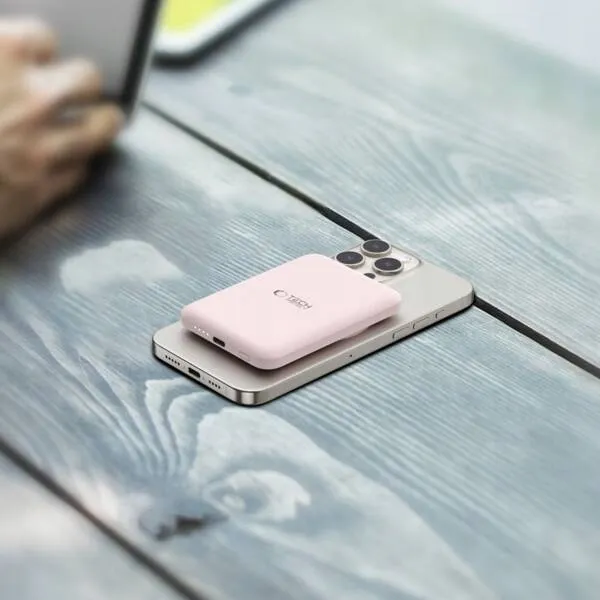 powerbank-tech-protect-10000-mah-bialy-waga-produktu-150-g