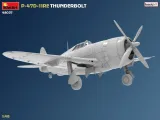samolot-republic-p-47d-11re-thunderbolt-model-48037-miniart-kod-producenta-48037
