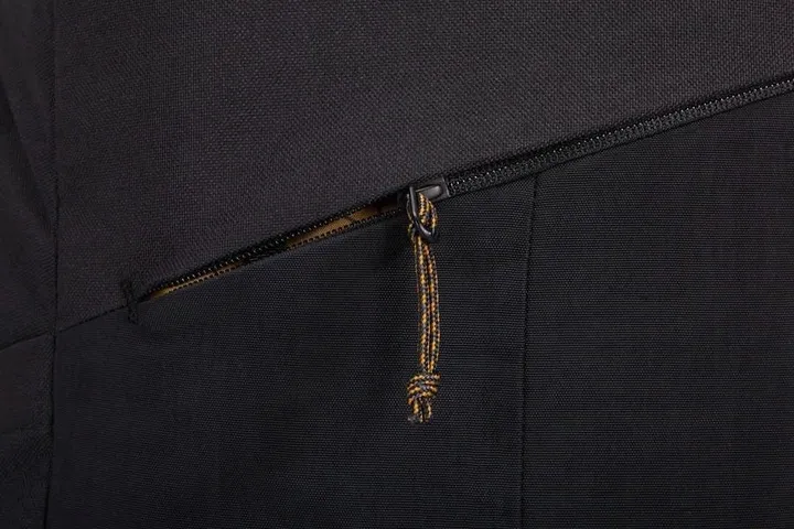 plecak-miejski-na-laptopa-thule-notus-backpack-20l-stan-nowy