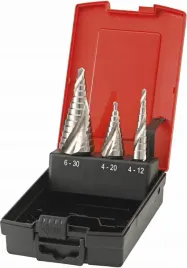 zest-wiertel-stopniowych-typu-bit-uniwersalnychh