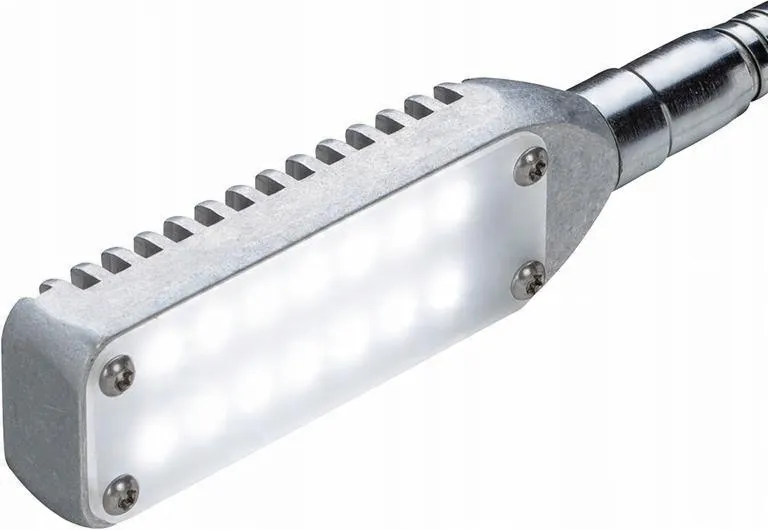 lampa-robocza-ze-sciemniac-90x30mm-bauer-bocker
