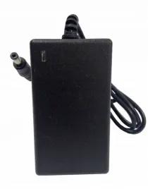 ladowarka-do-auta-na-akumulator-12v-1500ma