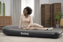 duzy-dmuchany-materac