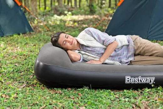 duzy-dmuchany-materac-marka-jokomisiada-wiek-dziecka-3-lata