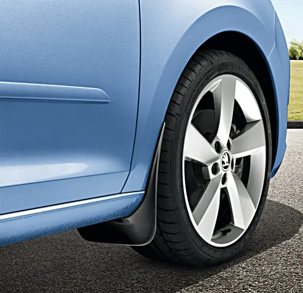 chlapacze-przod-skoda-rapid-2013-2022-oryginal-stan-nowy