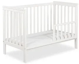 lozeczko-dzieciece-drewniane-z-barierka-120x60-biale-iwon