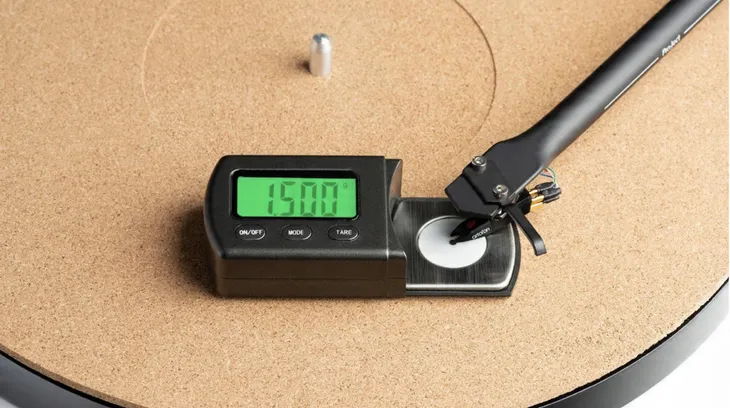 waga-cyfrowa-pro-ject-measure-it-e-rodzaj-szczotka