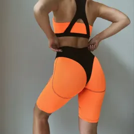spodenki-sportowe-ozdobnymi-szwami-z-efektem-push-up