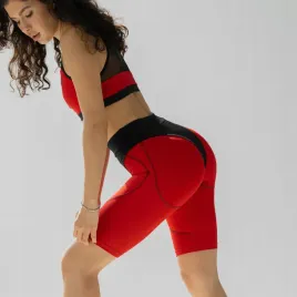 spodenki-sportowe-ozdobnymi-szwami-z-efektem-push-up-xs