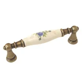 uchwyt-meblowy-flora-ceramiczny-112x18-stary-mosiadz-kwiaty-l-96-mm