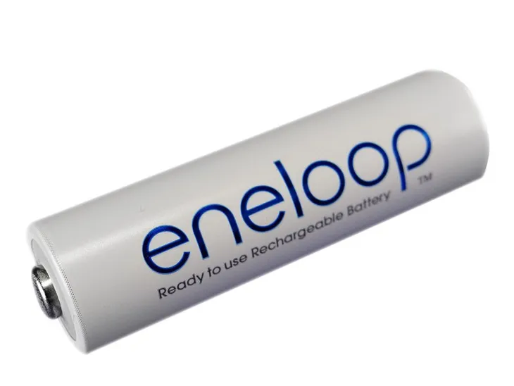 eneloop-panasonic-aa-r6-2000mah-12v-symbol-baterii-aa-r6