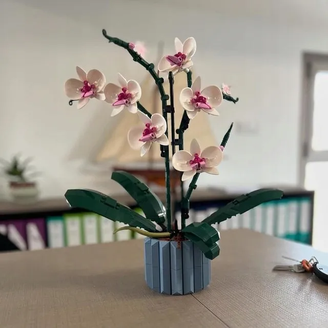 klocki-bukiet-orchidei