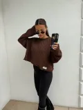 sweter-by-me-warkocze-czekoladowy-rozmiar-uniwersalny