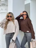 sweter-by-me-warkocze-czekoladowy-rozmiar-uniwersalny