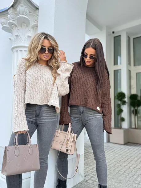 sweter-by-me-warkocze-czekoladowy-rozmiar-uniwersalny