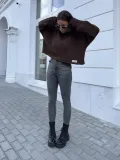 sweter-by-me-warkocze-czekoladowy-rozmiar-uniwersalny