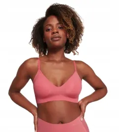 rozowy-biustonosz-bez-fiszbin-miekki-sloggi-zero-feel-ultra-bra-ex-s