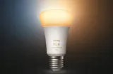 zarowka-philips-hue-white-e27-2700k-bluetooth-klasa-efektywnosci-energetycznej-f