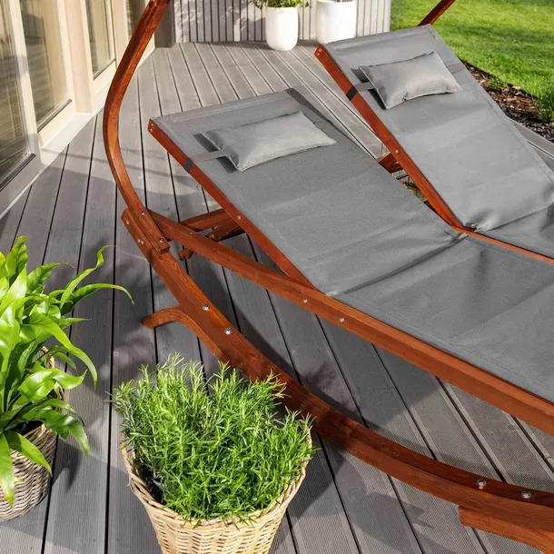 lezak-ogrodowy-drewniany-z-daszkiem-lezanka-z-regulacja-poduszka-balkon-material-siedziska-syntetyk