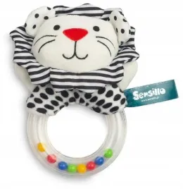 blackandwhite-grzechotka-lew