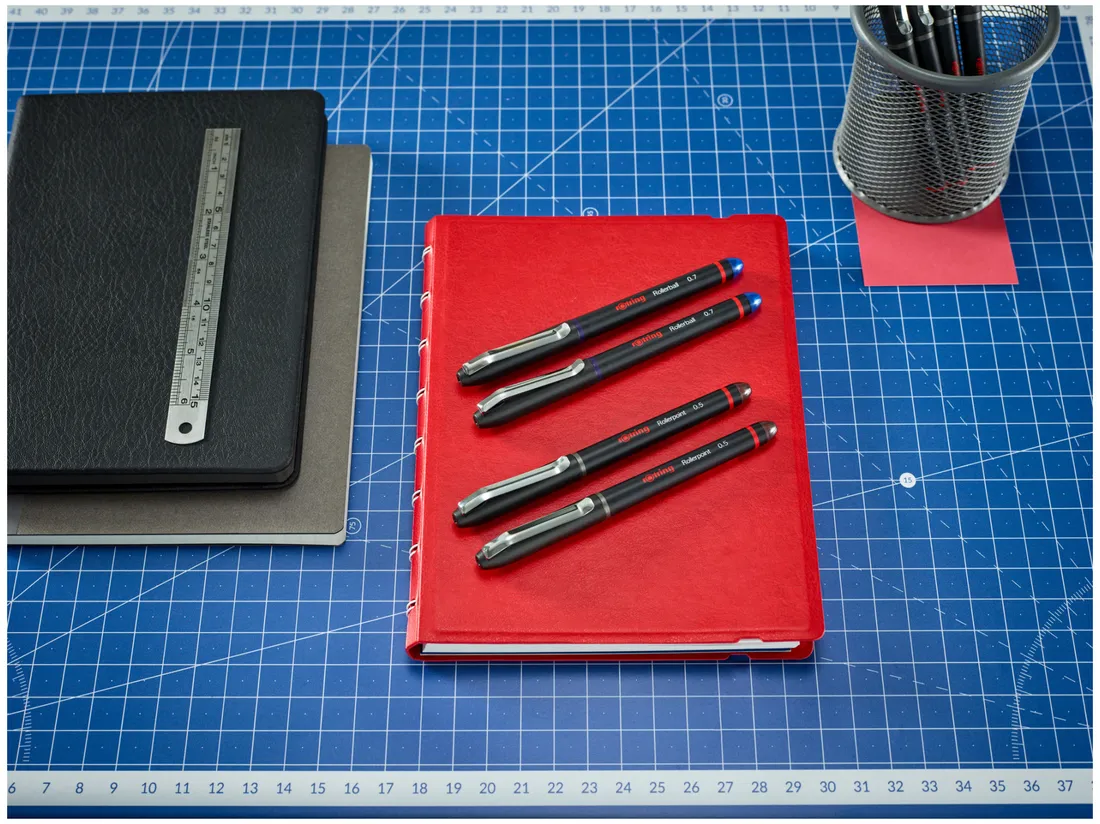cienkopis-techniczny-rotring-roller-czarny-07-mm