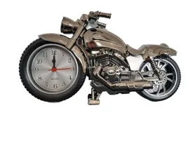 motocykl-z-zegarkami-prezent-dla-motocyklisty